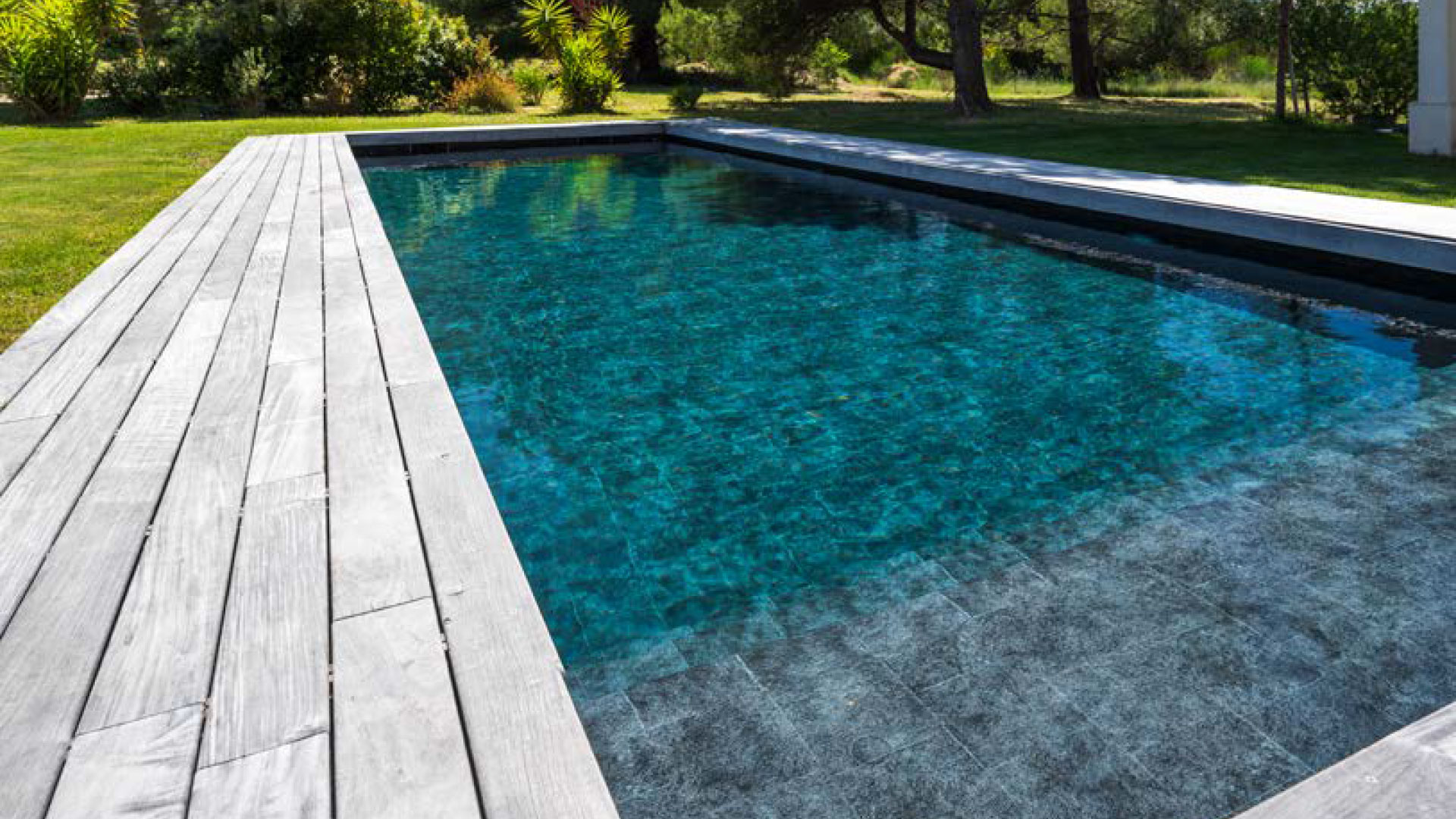 Matériaux Piscine Creusée